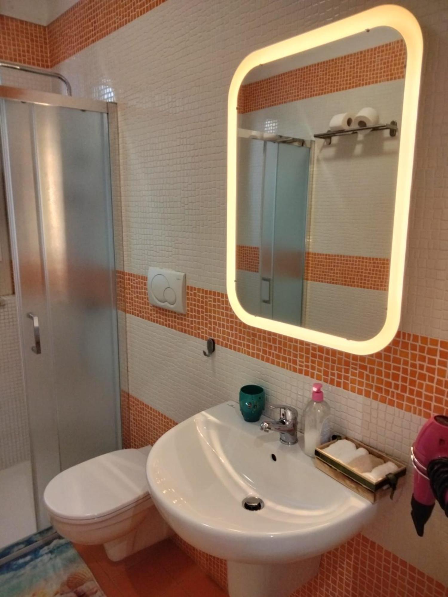 Chiale Holiday Apartments بولينيانو آ ماري المظهر الخارجي الصورة