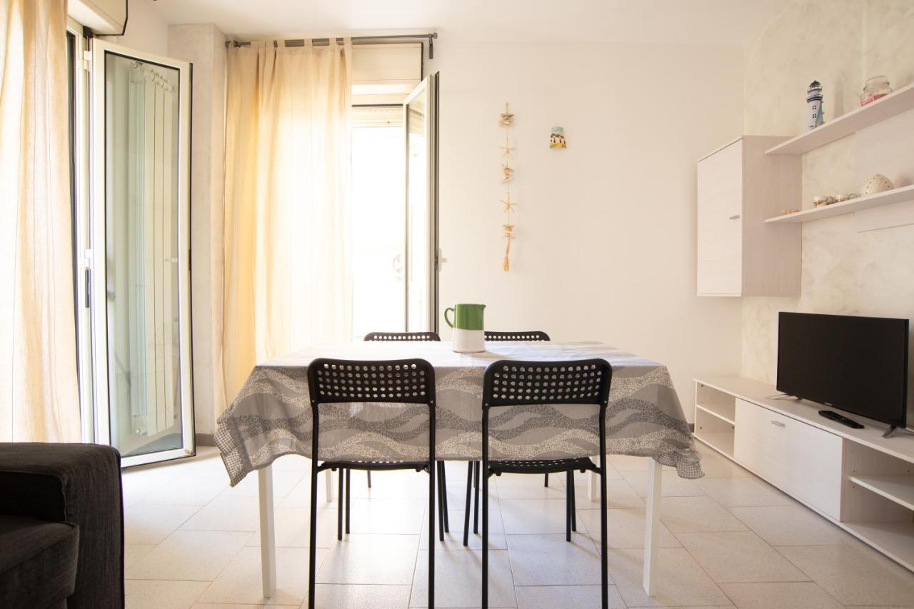 Chiale Holiday Apartments بولينيانو آ ماري المظهر الخارجي الصورة